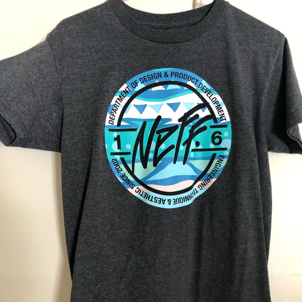 Grey Neff tee shirt.